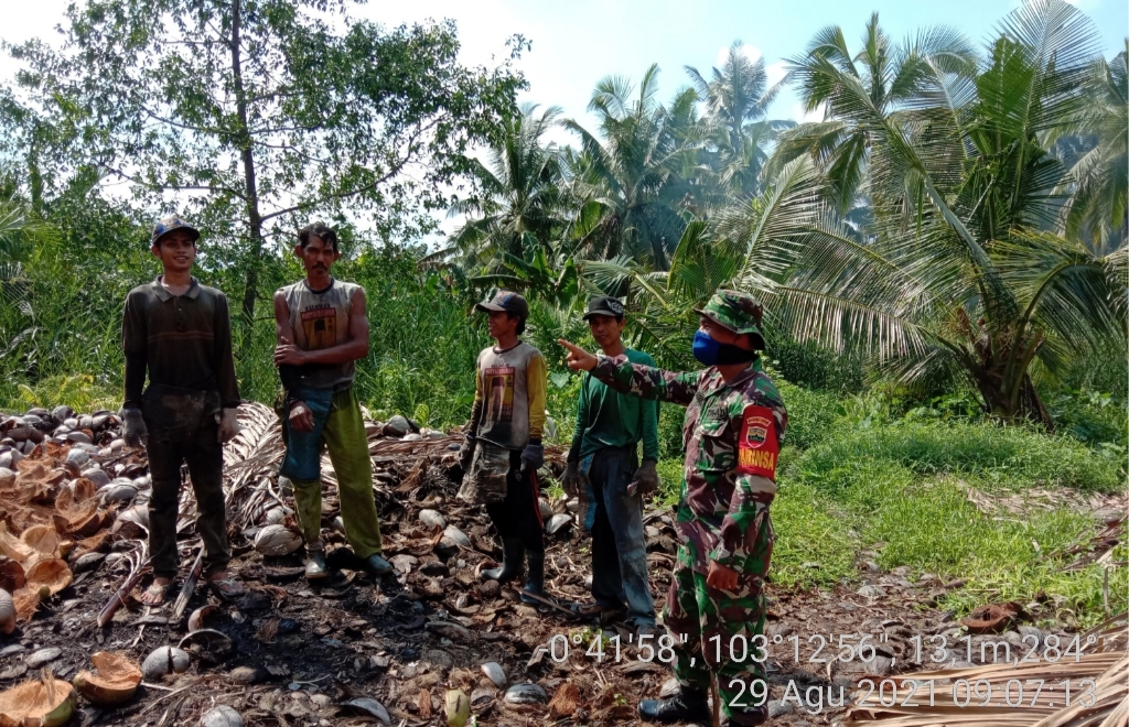 Cegah Karhutla, Koptu Surianto Lakukan Patroli dan Sosialisasi