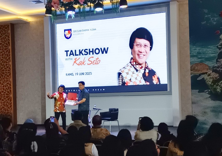 Kak Seto: Saya Akan Belajar Banyak dari Sekolah Darma Yudha Pekanbaru!