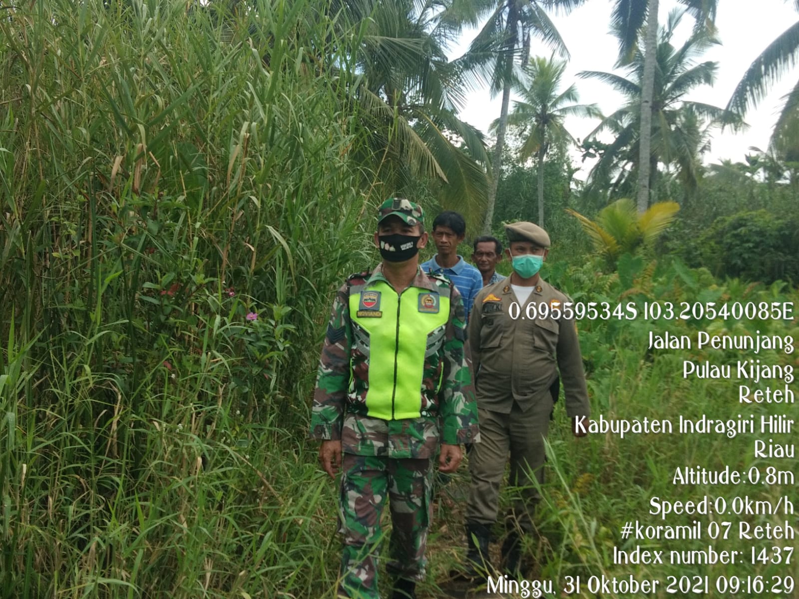 Mencegah Karhutla, Babinsa Sertu Yadi Yanto Patroli Karhutla Bersama Instansi Terkait
