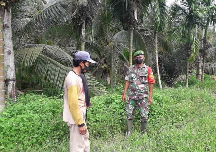 Terkait Patroli, Babinsa Koramil 04/Kuindra Rutin Turun ke Wilayah