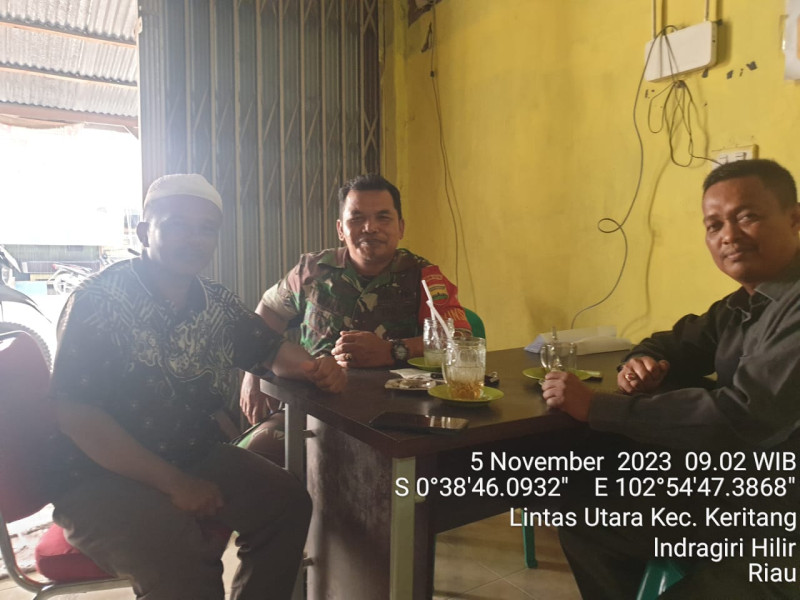 Ciptakan Hubungan Baik Bersama Babinsa Koramil 09/Kmg Melalui Komsos Dengan Warga