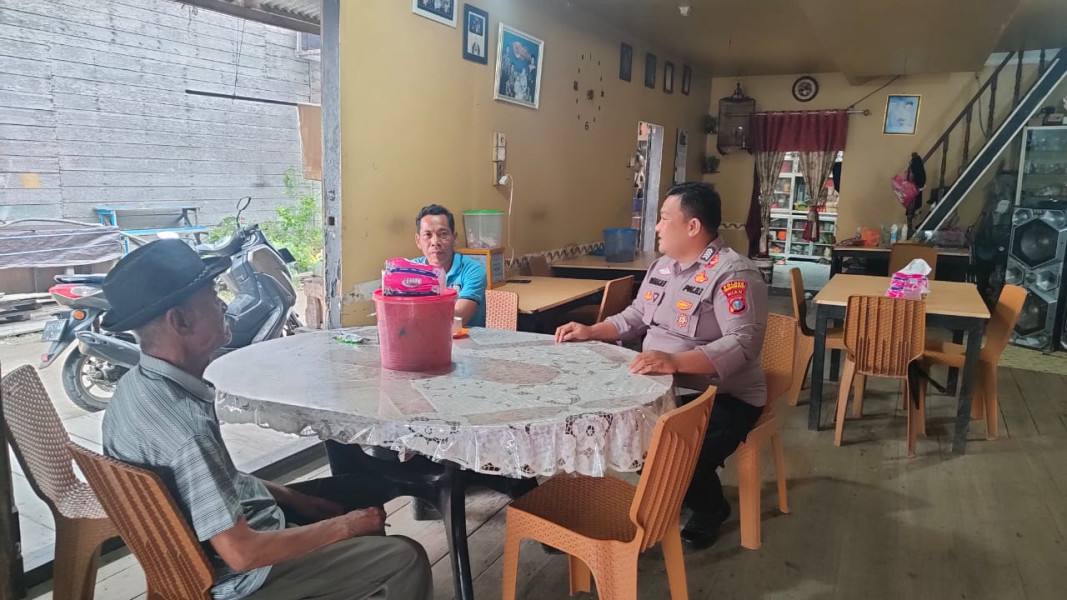 Ps.Kanit Samapta Bripka Ronal Manullang Laksanakan Giat Himbauan dan Sambang Terhadap Warga