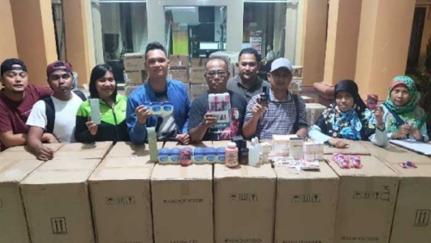 3 Truk Bermuatan Puluhan Ribu Pieces Kosmetik Ilegal Asal Luar Negeri Berhasil Diamankan Polres Siak 3 Truk Bermuatan Puluhan Ribu Pieces Kosmetik Ilegal Asal Luar Negeri Berhasil Diamankan Polres Siak