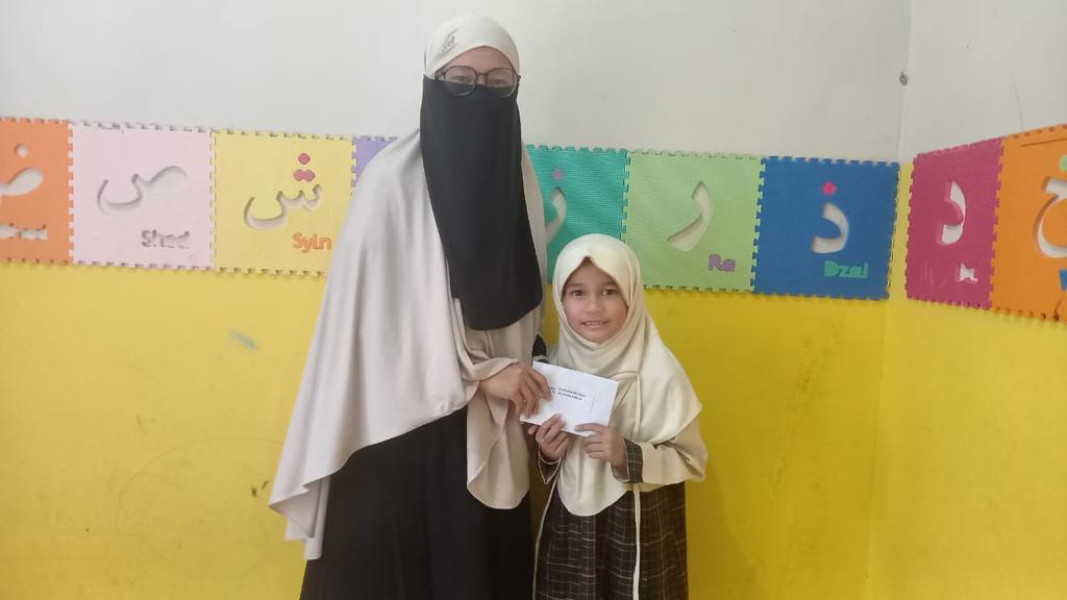 Jumat Berkah, YBM PLN UPT Pekanbaru Salurkan Bantuan Sembako Kepada Yatim Dhuafa