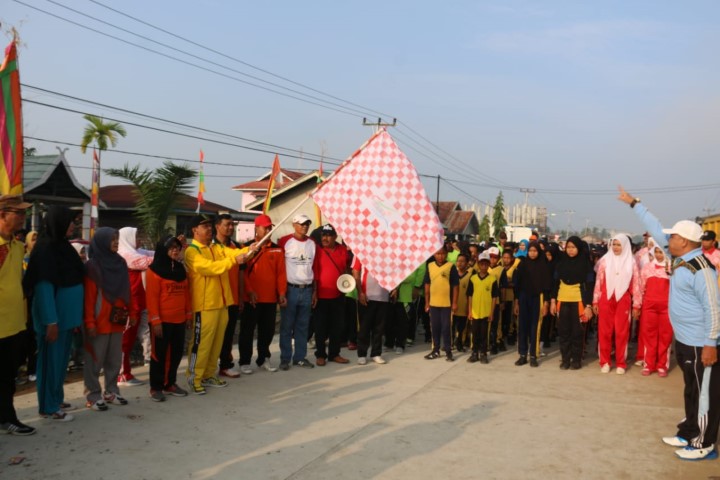 Camat Tembilahan Hulu Apresiasi Panitia Hut RI Ke 73 Kecamatan Tembilahan Hulu 