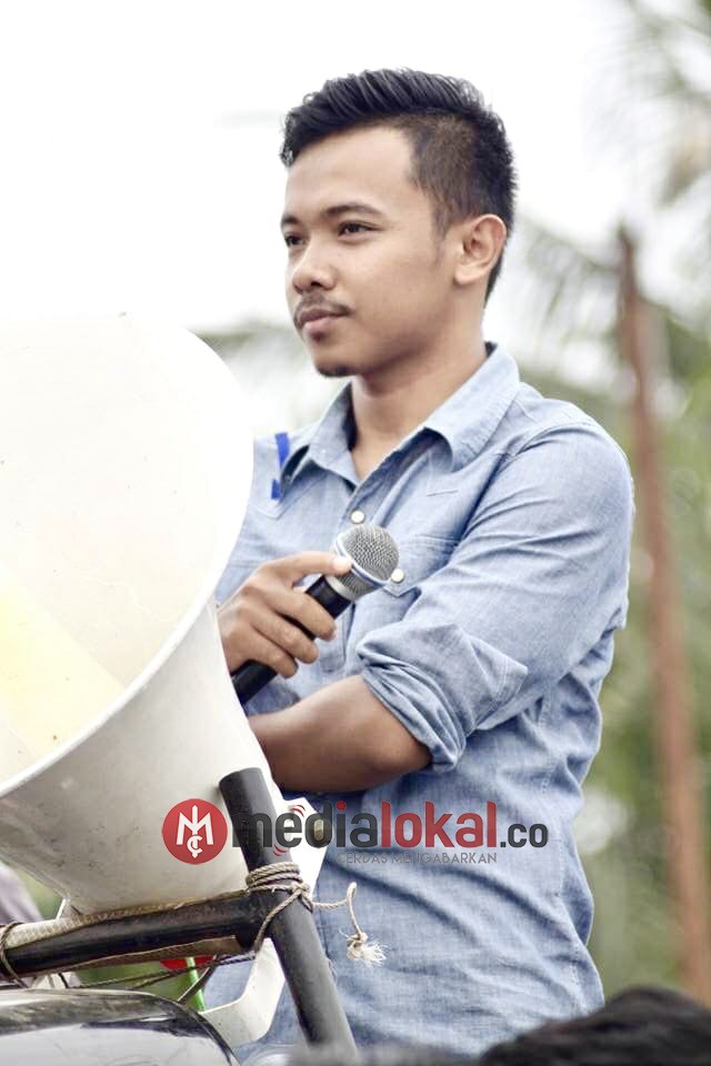 Anggota Koperasi TTS Menuntut dan Mendesak Pengurus Koperasi Untuk Transparan Anggota Koperasi TTS Menuntut dan Mendesak Pengurus Koperasi Untuk Transparan