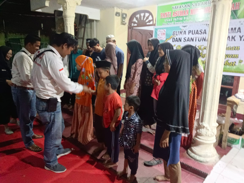 A-PPI Buka Puasa Bersama dan Berbagi Santunan Anak Yatim Piatu