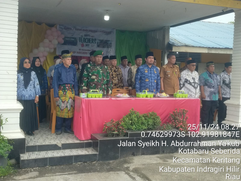 Tingkatkan Mutu Pendidikan, Danramil 09/Kmg Ikuti Upacara HUT PGRI dan Hari Guru Nasional