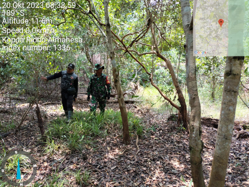 Babinsa Koramil 05/GAS Kopda Ridho Laksanakan Patroli Rutin Di Lahan Terbuka Area PT.MSK