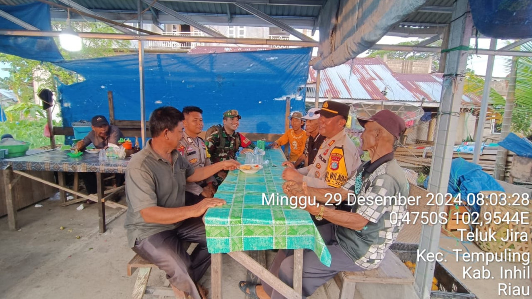 Melalui Giat Komsos Babinsa Koramil 03/Tpl dan Bhabinkamtibmas Ciptakan Situasi Yang Baik Dengan Warga Binaan