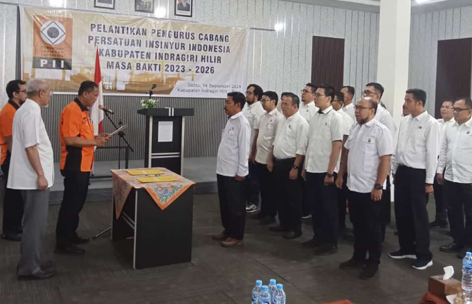 Pengurus Persatuan Insinyur Indonesia Cabang Inhil dilantik, PJ Bupati: Semoga Dapat Memajukan Pembangunan