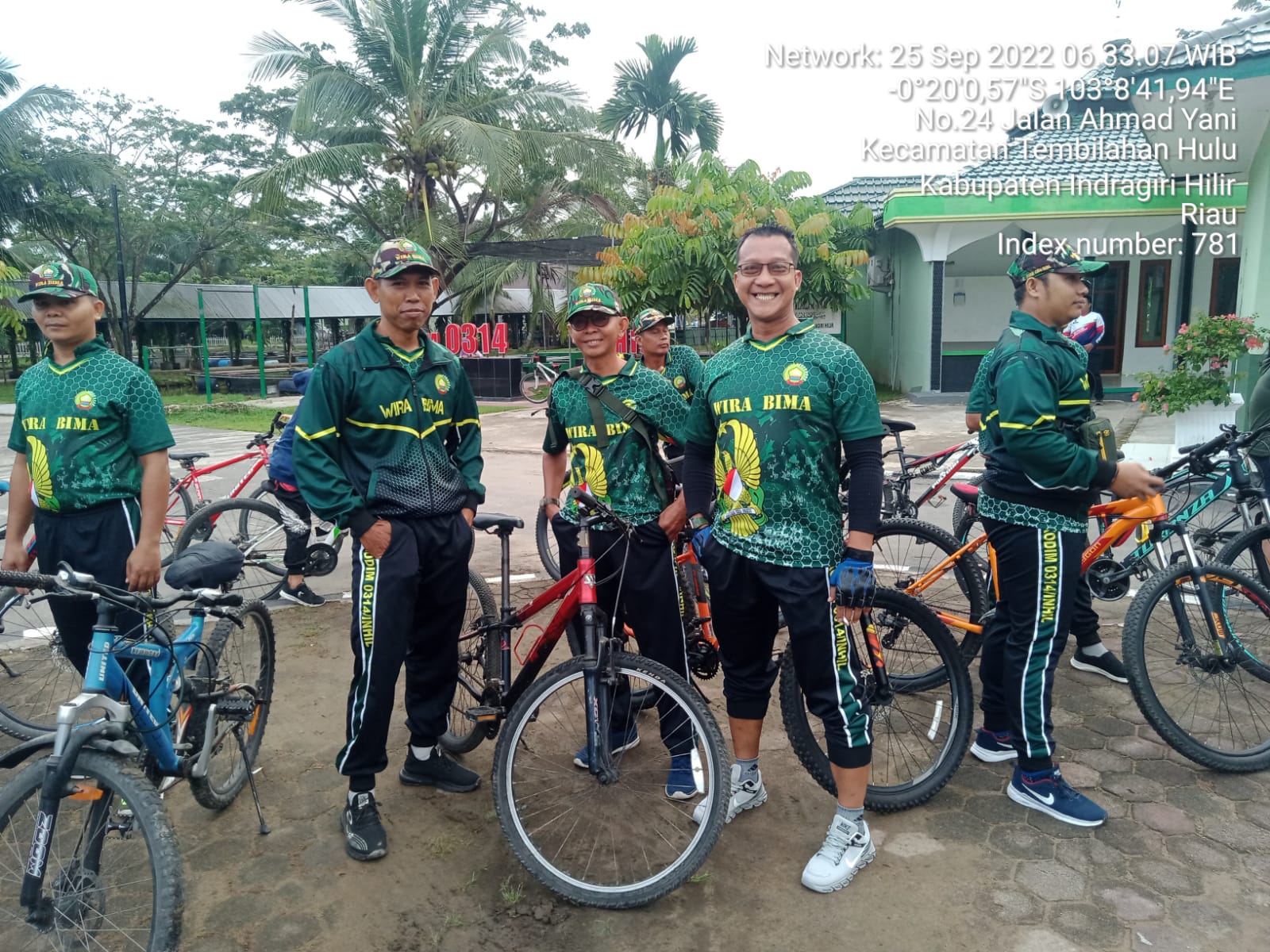 Dalam Rangka HUT TNI Ke 77, Babinsa Koramil 07/Reteh Laksanakan Fun Bike