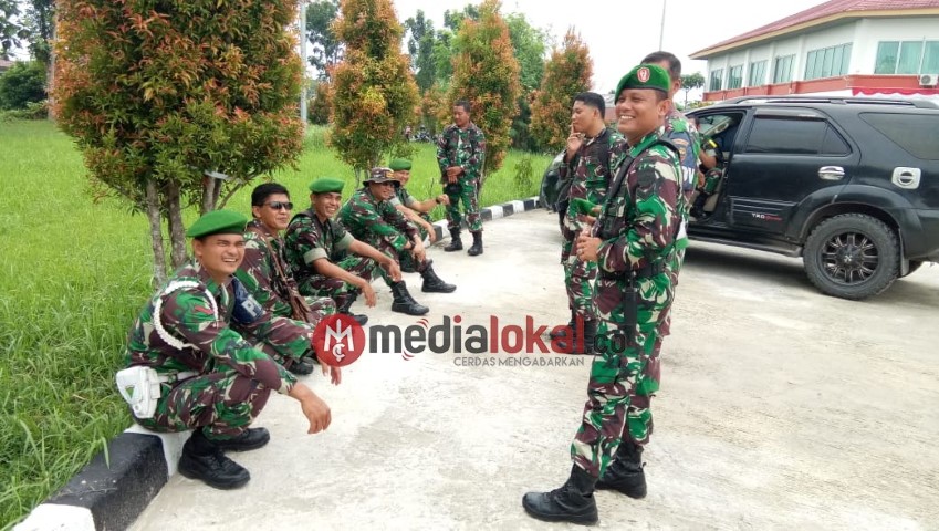 TNI Siagakan Pasukan di DPRD Inhil