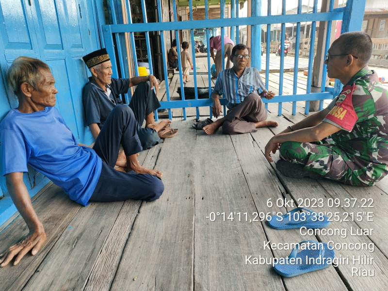 Selalu Ingatkan Warga Untuk Memahami Nilai dan Norma-norma Pancasila Bersama Babinsa Koramil 04/Kuindra