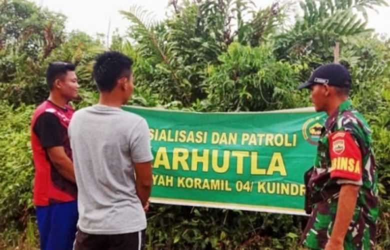 Di Desa Sungai Piyai, Babinsa Koramil 04/Kuindra Cegah Karlahut