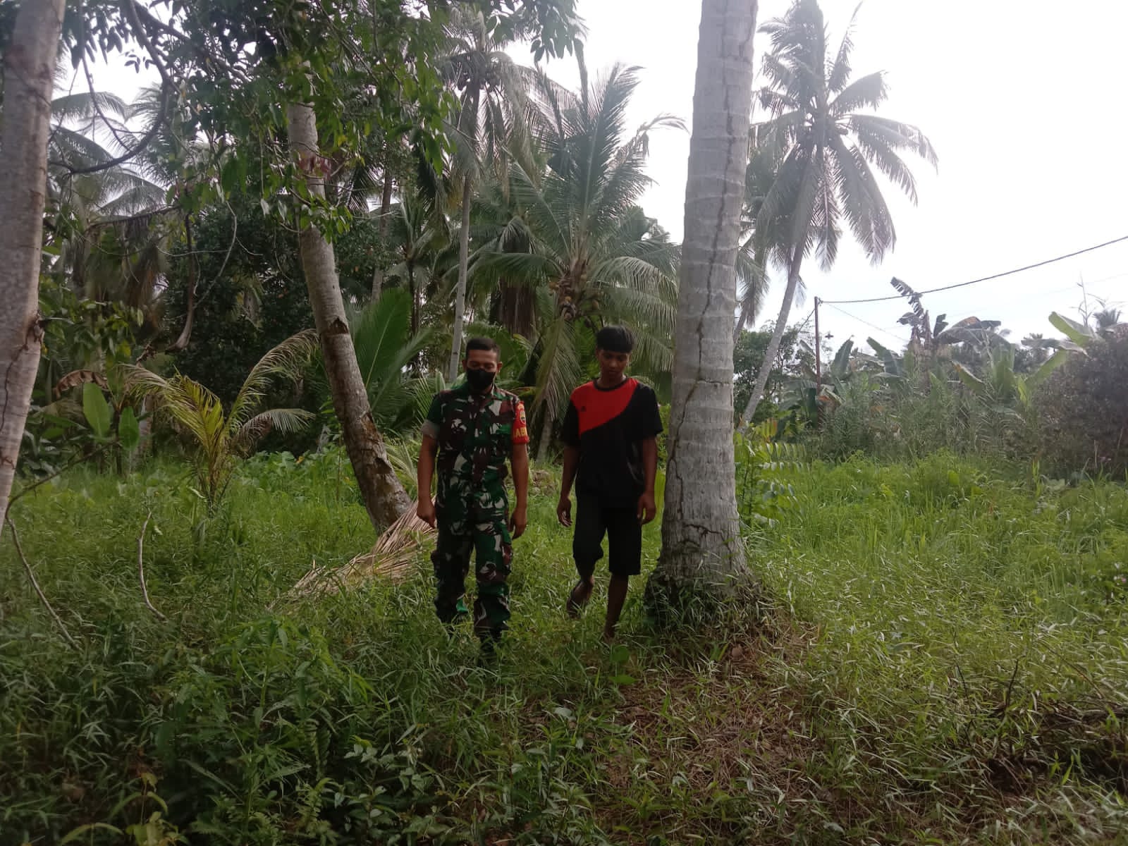 Pencegahan Kebakaran Hutan dan Lahan Oleh Babinsa Koramil 04/Kuindra