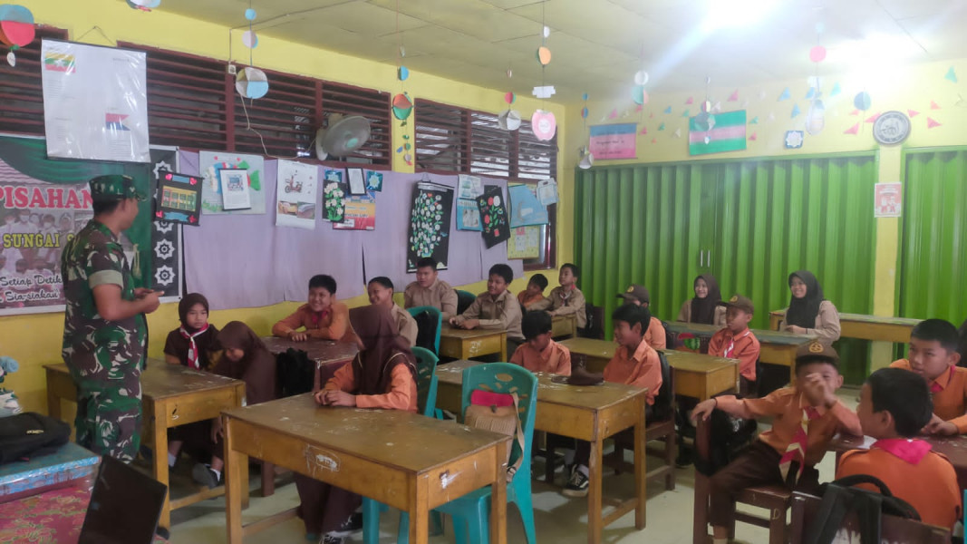 Babinsa Koramil 03/Tpl Perkenalkan Pembelajaran Matematika Metode Gasing di Sekolah Dasar