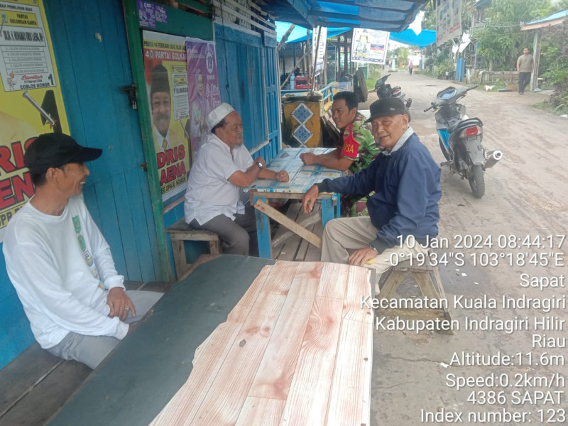 Melalui Komsos, Babinsa Koramil 04/Kuindra Terus Berupaya Untuk Menjaga Nilai-Nilai Luhur Pancasila di Binaan