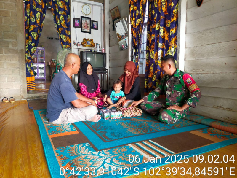 Koramil 09/Kemuning Cegah Stunting melalui Peninjauan Rutin