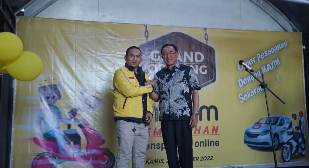 Support Transportasi Online, Bupati Inhil: Order Pesananmu Dengan Maxim Sekarang!