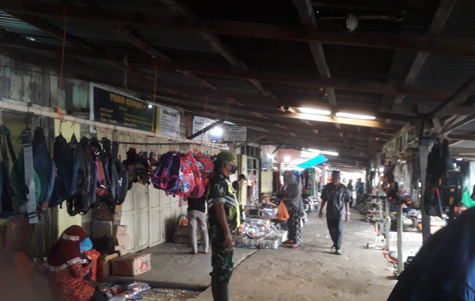 Pelaksanaan Disiplin Prokes Demi Kesehatan Dilakukan Oleh Anggota Koramil 04/Kuindra