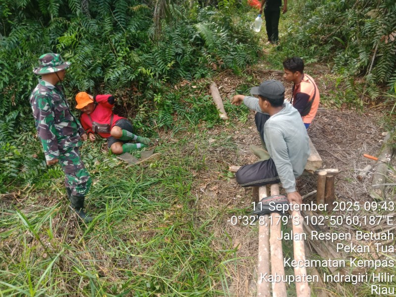 Babinsa Serda Riko Saputra Patroli Blusukan, Kempas Bebas Api!