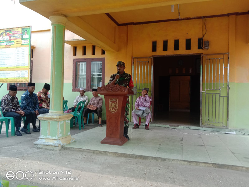 Babinsa Koramil 03/Tpl Serma W. Ardian Hadiri Penyampaian Visi dan Misi Calon kepala Desa