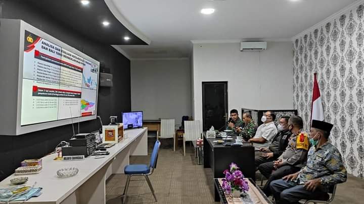 Forkopimda Tanjungbalai Ikuti Rakoor Pemberlakuan PPKM Secara Virtual 