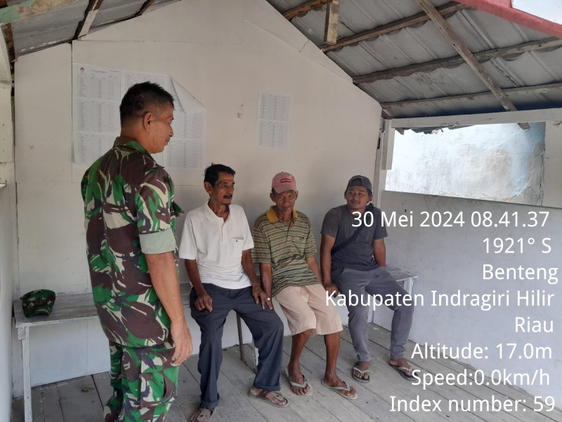 Koramil 07/Reteh Jalin Hubungan Baik Antar Sesama Melalui Komsos