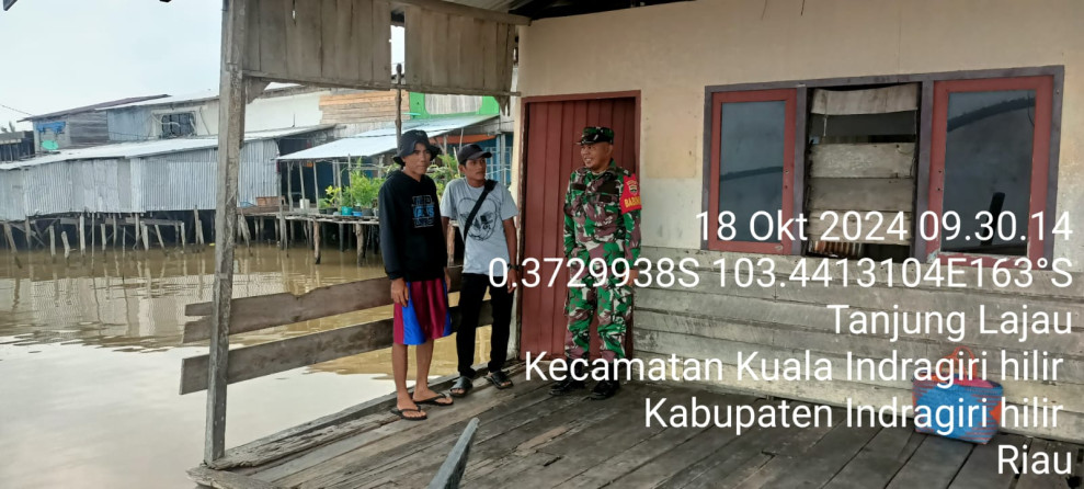 Babinsa Koramil 04/Kuindra Wujudkan Situasi yang Aman Menjelang Pilkada