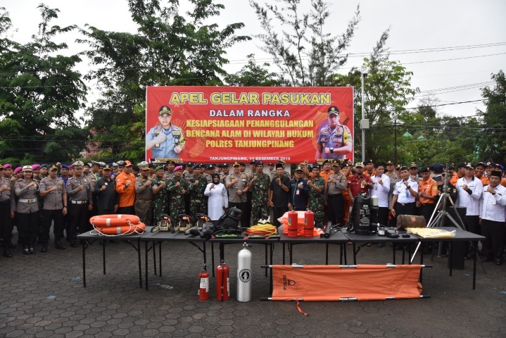 Polres Tanjungpinang Gelar Apel Pasukan Dalam Rangka Kesiapsiagaan  Penanggulangan Bencana