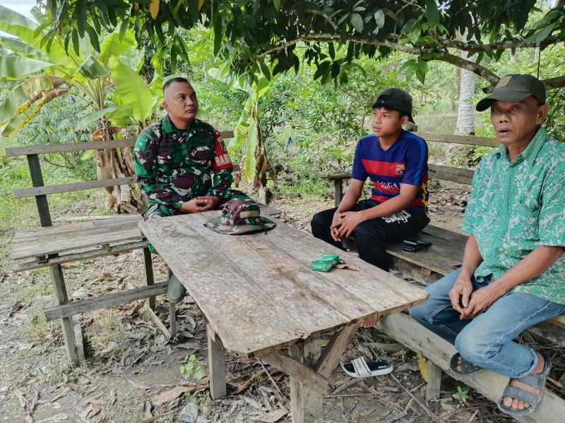 Kegiatan SDM Babinsa: Pererat Hubungan dan Tingkatkan Keamanan Kelurahan