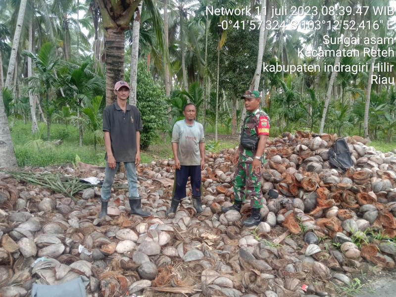 Babinsa Koramil 07/Reteh Patroli Rutin Karlahut Untuk Mencegah Kebakaran