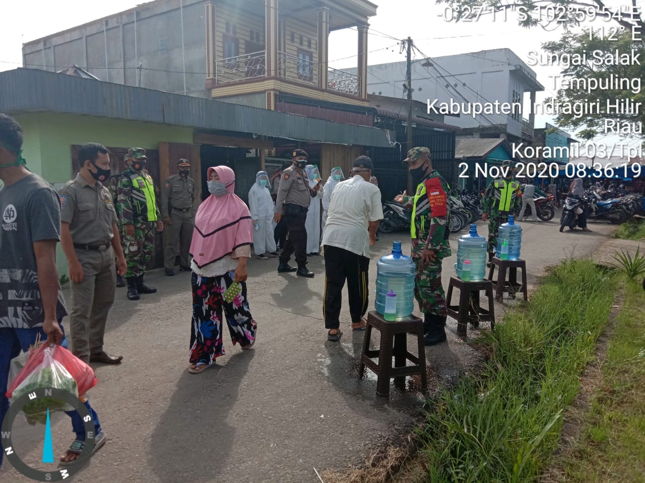 Koramil 03/Tempuling Kodim 0314/Inhil Bersama Satgas Gencar Ingatkan Warga Patuhi Prokes