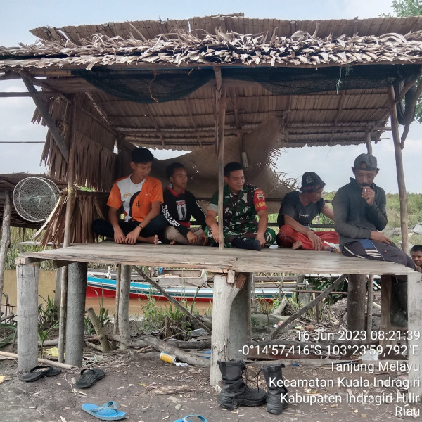 Pentingnya Saling Peduli Antar Sesama dan Jaga Keamanan Bersama Babinsa Koramil 04/Kuindra