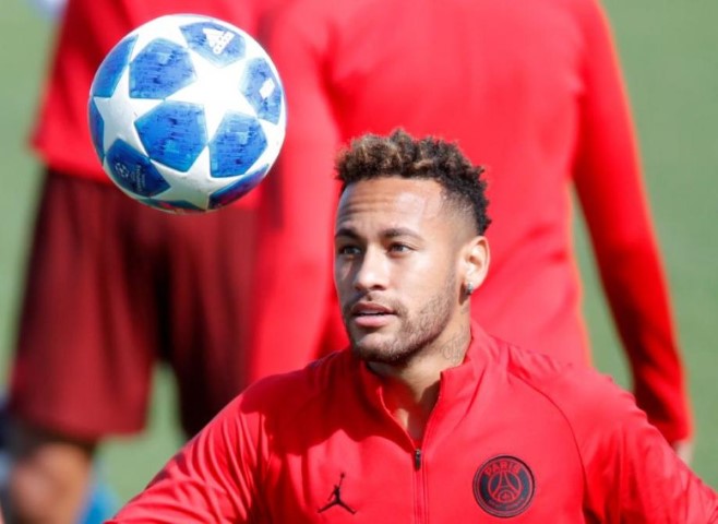 Neymar Diterpa Badai Kritik, Filipe Luis Beri Pembelaan