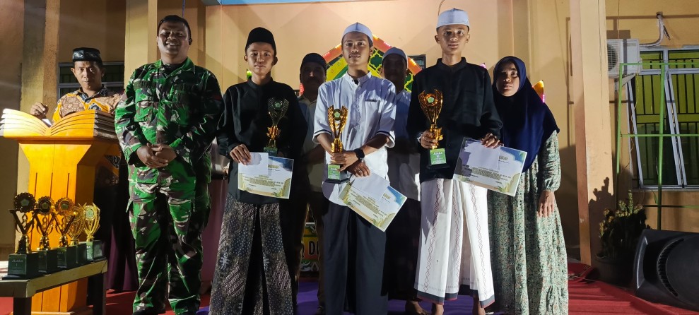 STQ ke-XVIII Tingkat Desa Mumpa Resmi Ditutup, Babinsa Praka LF Siallagan Hadiri Acara Penutupan