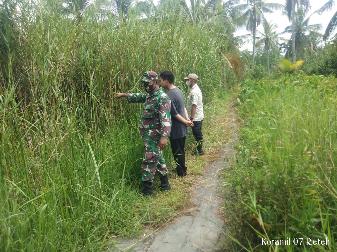 Patroli Karhutla di Kelurahan Metro Digencarkan Babinsa 07/Reteh