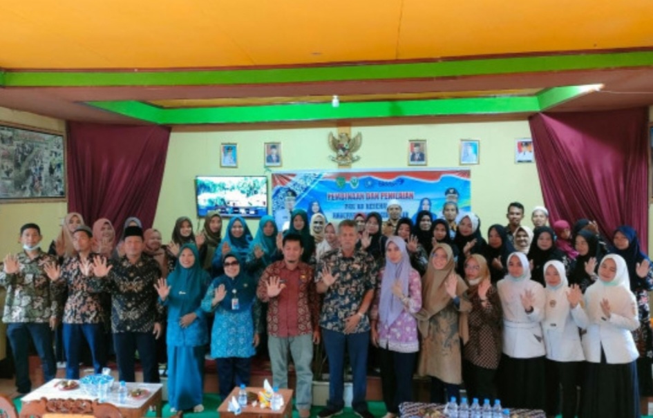 Motivasi dan Berikan Pembinaan PKK, DP2KBP3A Inhil Kunjungi Desa Sungai Intan