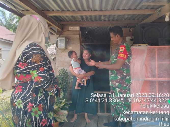 Supaya Terjalin Silaturahmi Yang Baik, Babinsa Koramil 09/Kemuning Laksanakan Komsos