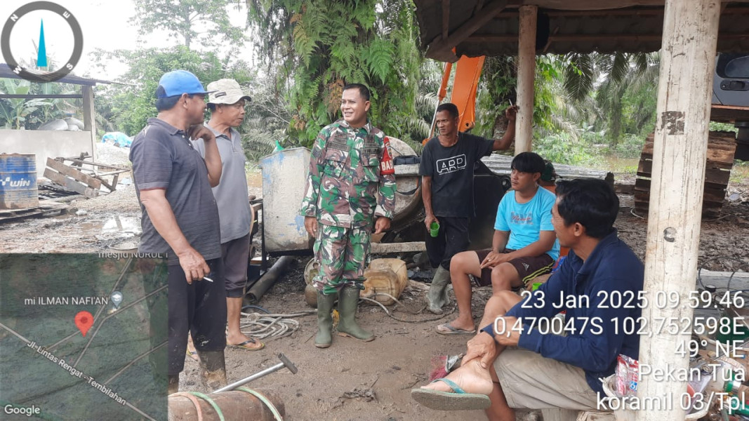 Pembinaan Mitra Karib, Babinsa Koramil 03/Tpl Komsos Bersama Warga