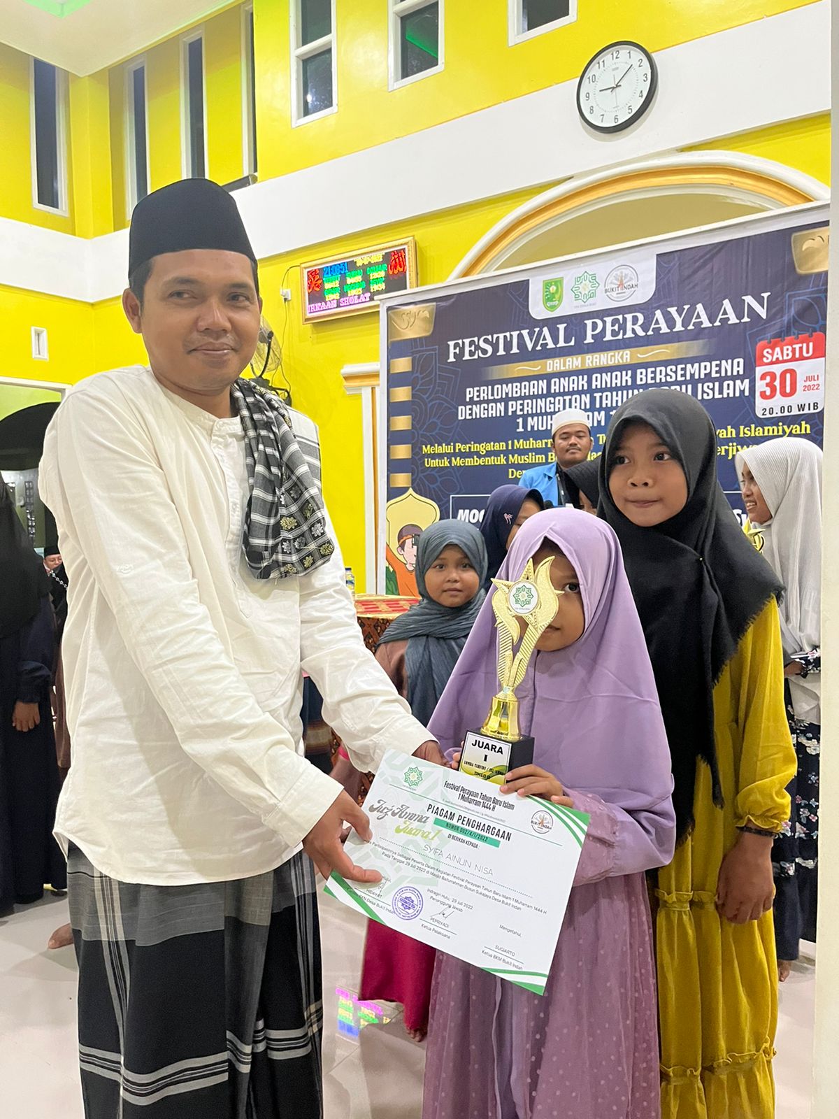 Mahasiswa/I KKN UIN Suska Riau Gelar Festival 1 Muharram di Desa Bukit Indah Mahasiswa/I KKN UIN Suska Riau Gelar Festival 1 Muharram di Desa Bukit Indah