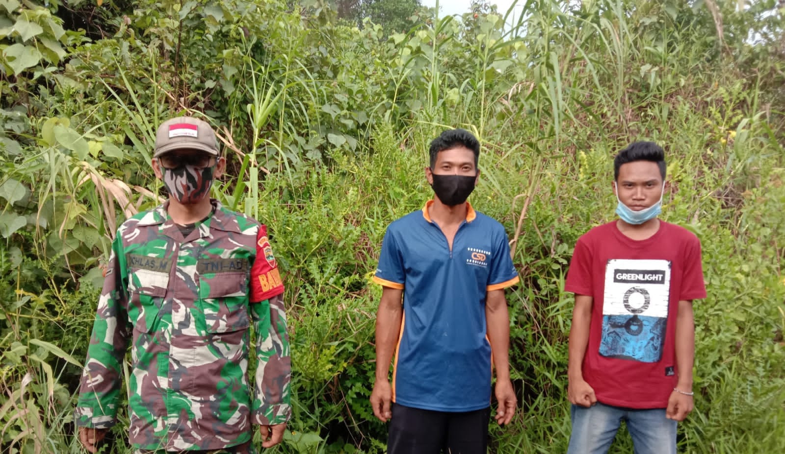 Patroli Karhutla di Sungai Berapit Kembali Dilakukan Babinsa 04/Kuindra