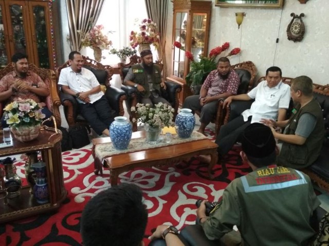 Bawa Bantuan Rp 770 Juta, Firdaus Lepas Keberangkatan RCI Ke Rohingnya  Bawa Bantuan Rp 770 Juta, Firdaus Lepas Keberangkatan RCI Ke Rohingnya