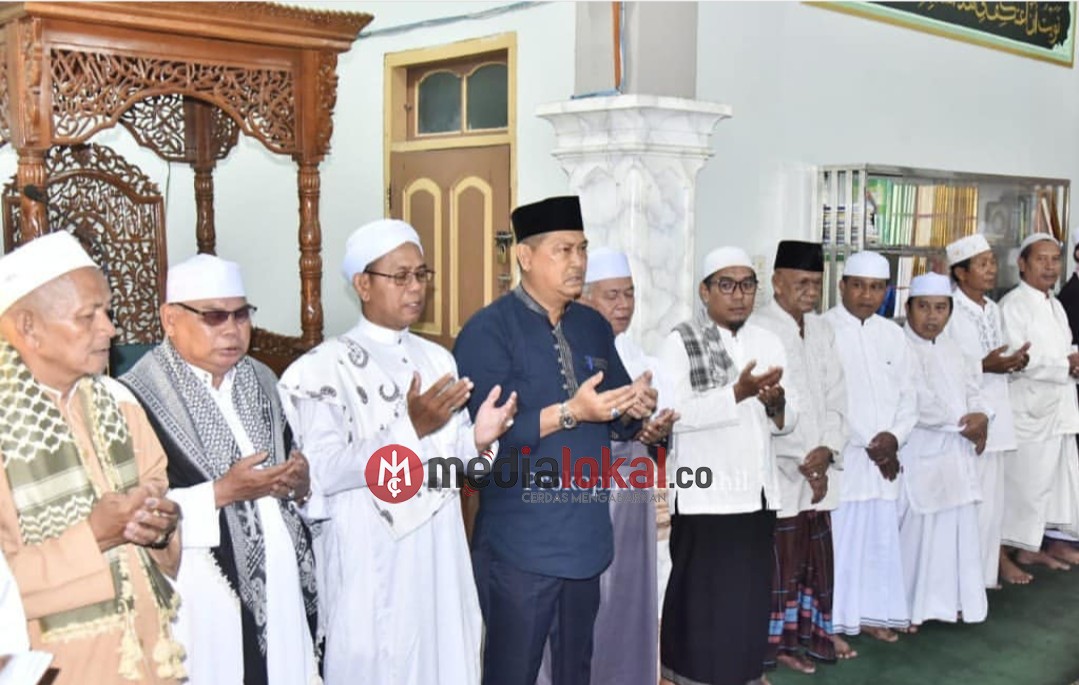 Wabup Inhil Hadiri Isra' Mi'raj Nabi Muhammad di Masjid Darul Hikmah Tembilahan
