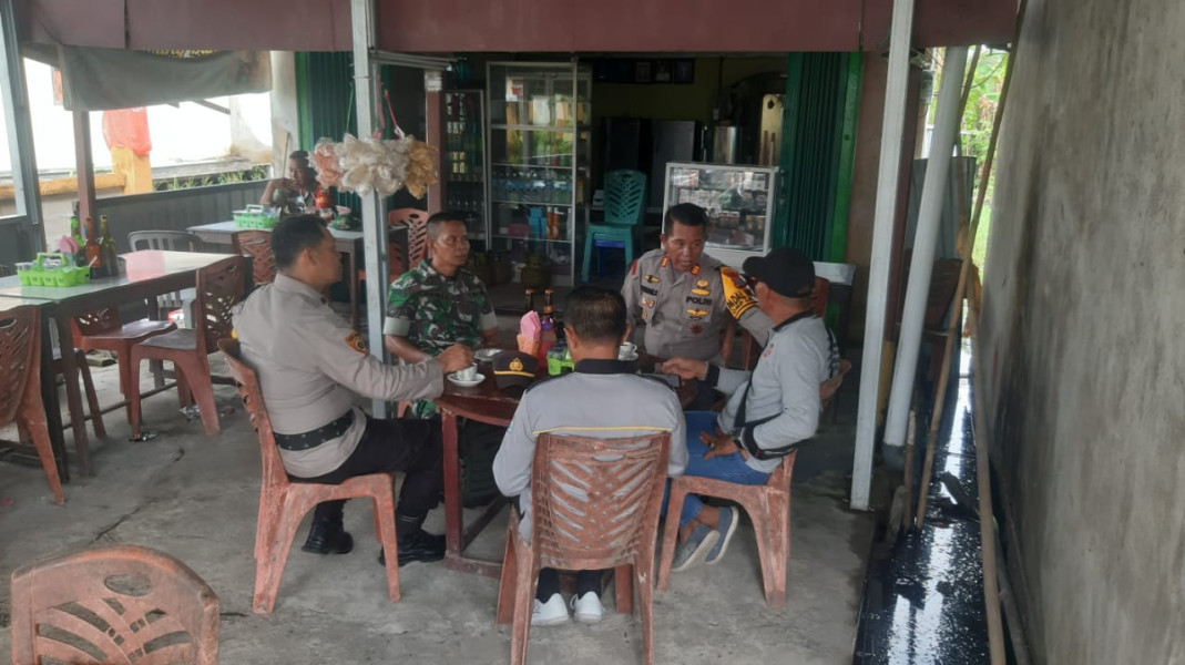 Komsos Babinsa di Desa Pandan Sari: Meningkatkan Kerjasama dan Gotong Royong