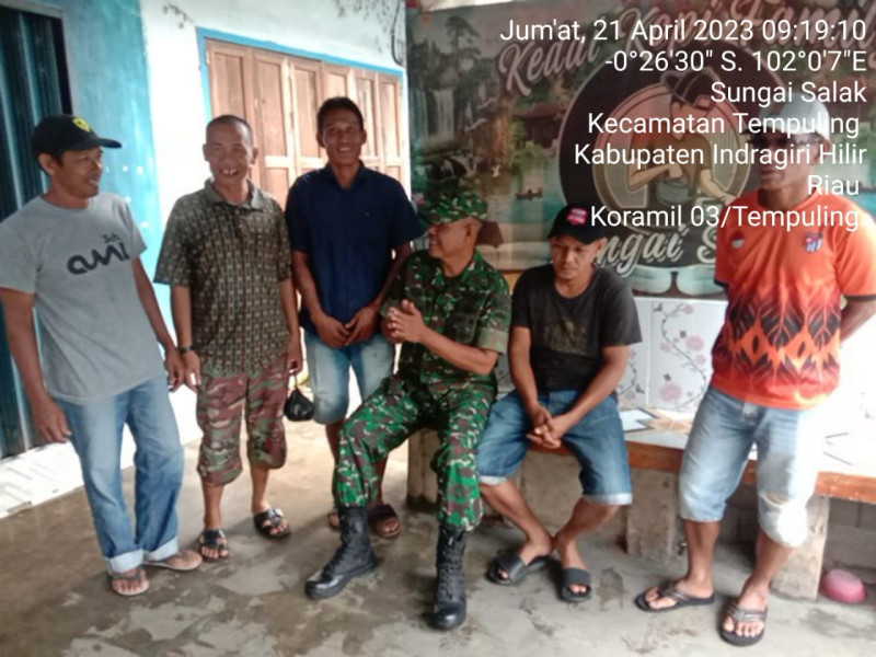 Jelang Hari Raya Idul Fitri Babinsa Koramil 03/Tpl Pererat Tali Silaturahmi