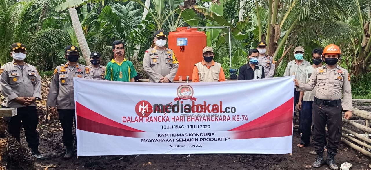 Sambut Bhayangkara ke-74, Polres Inhil bersama Polsek Tembilahan Hulu Gelar Renovasi Musholla
