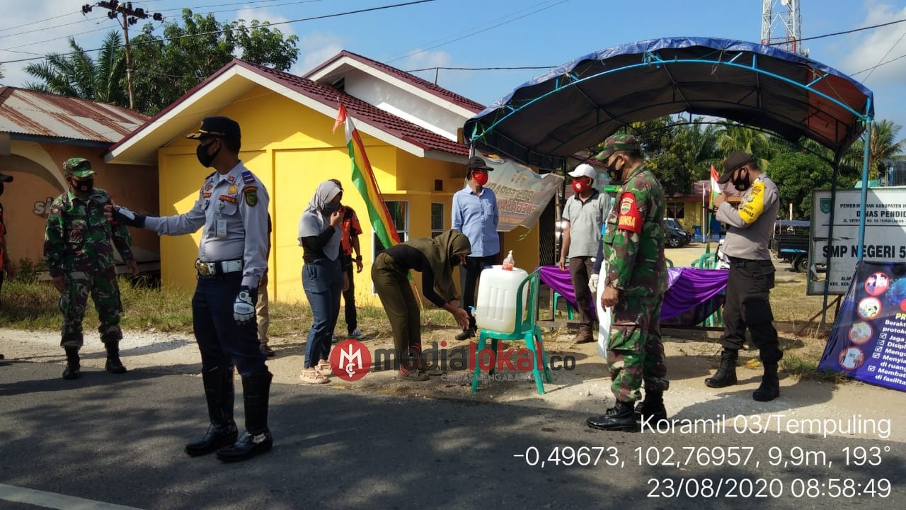 Koramil 03/Tempuling dan Satgas Covid-19 Laksanakan Penegakan Disiplin Prokes Di Desa Pekan Tua