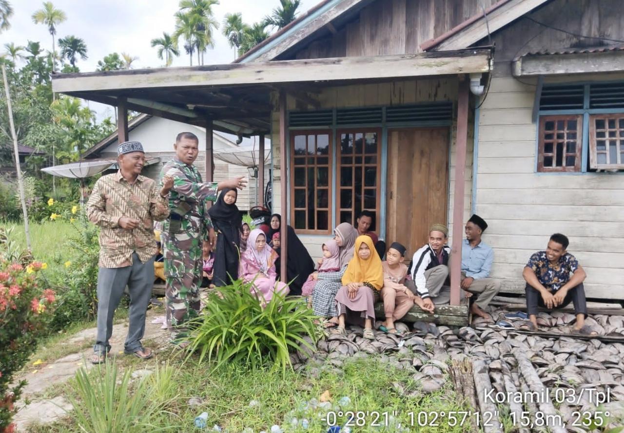 Sambil Bersenda Gurau, Serma Syamsul Azman Komsos Dengan Warga Binaan